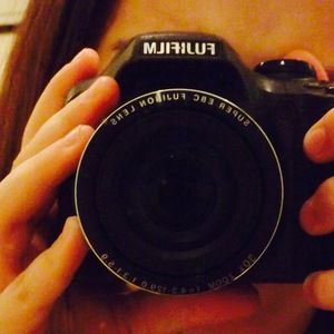 Meet your Posher, Ella